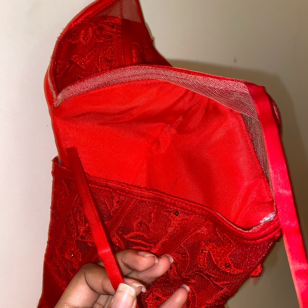 Elle Wilde Red Prom Dress - Picture 3 of 5